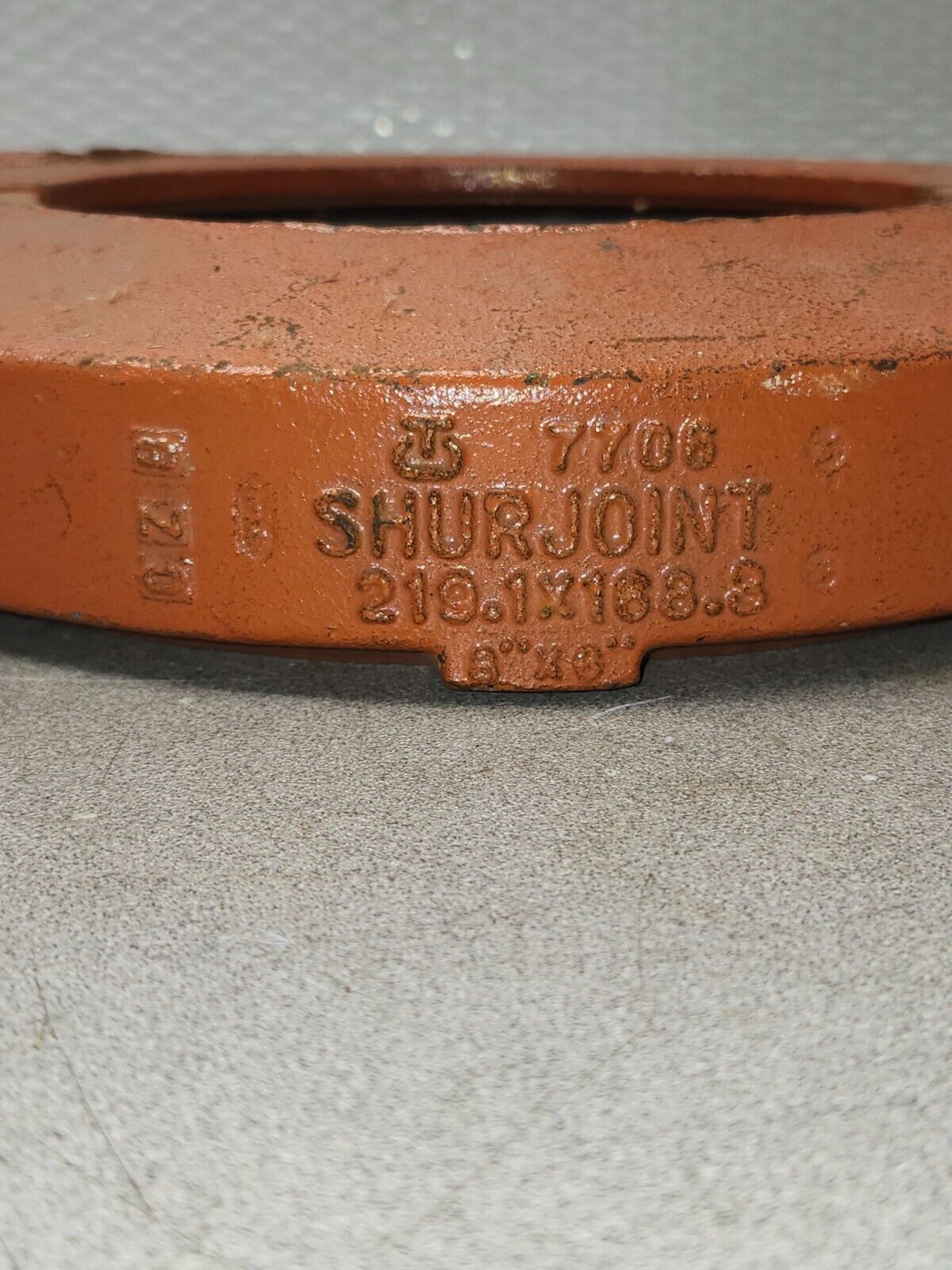 NEW SHURJOINT 8"X6" 7706 PIPE CLAMP 219.1X168.3