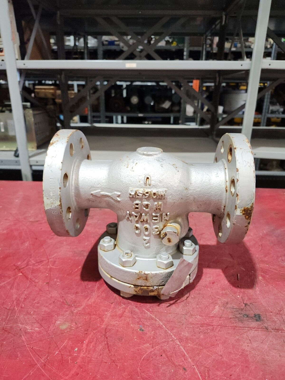 USED NEWAY FLANGED CHECK VALVE  2S3RA8-NRD1