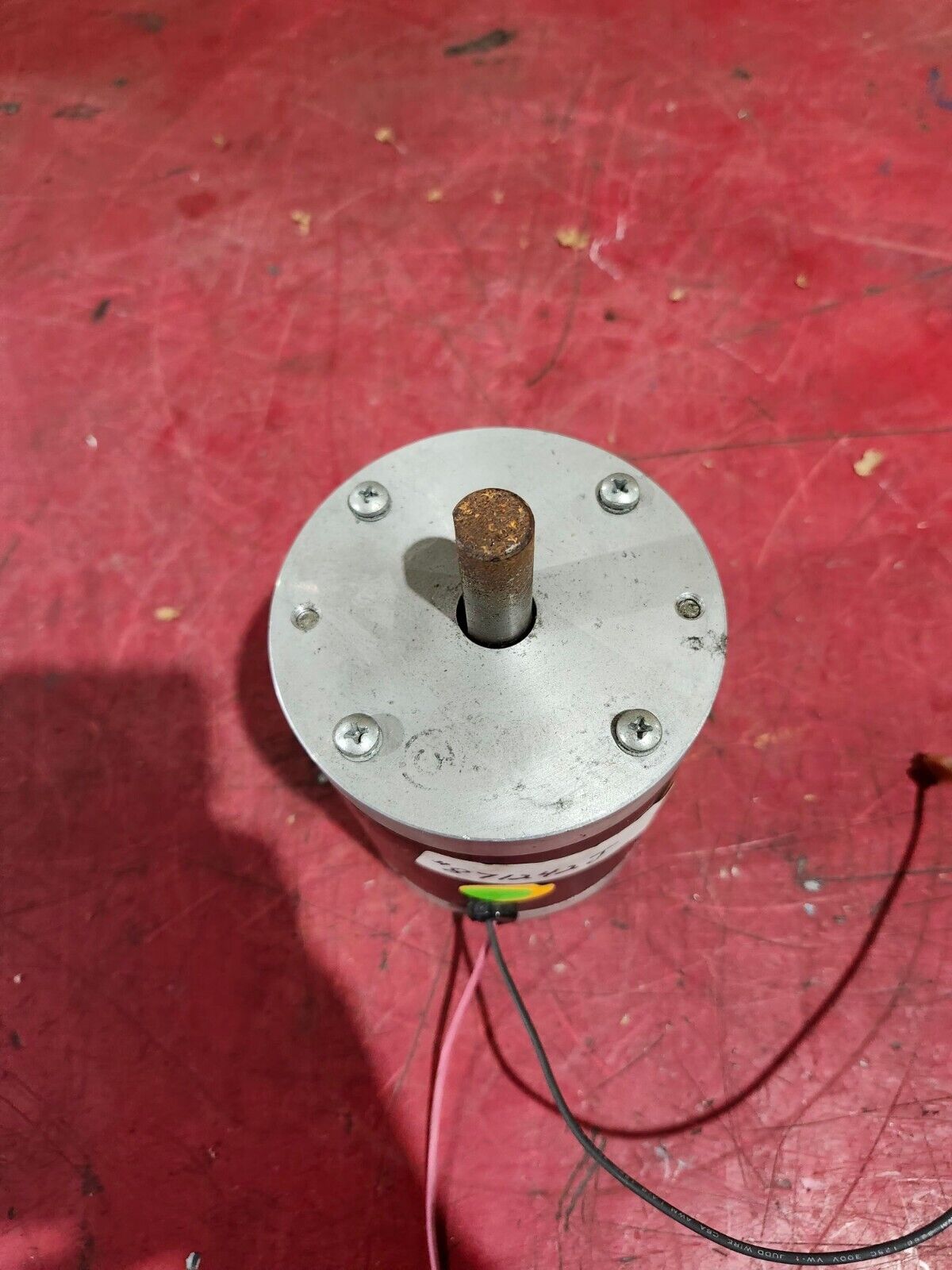 USED LABELMATE HIGH RELUCTANCE CONSTANT ADJUSTABLE TORQUE MOTOR 90-895-1