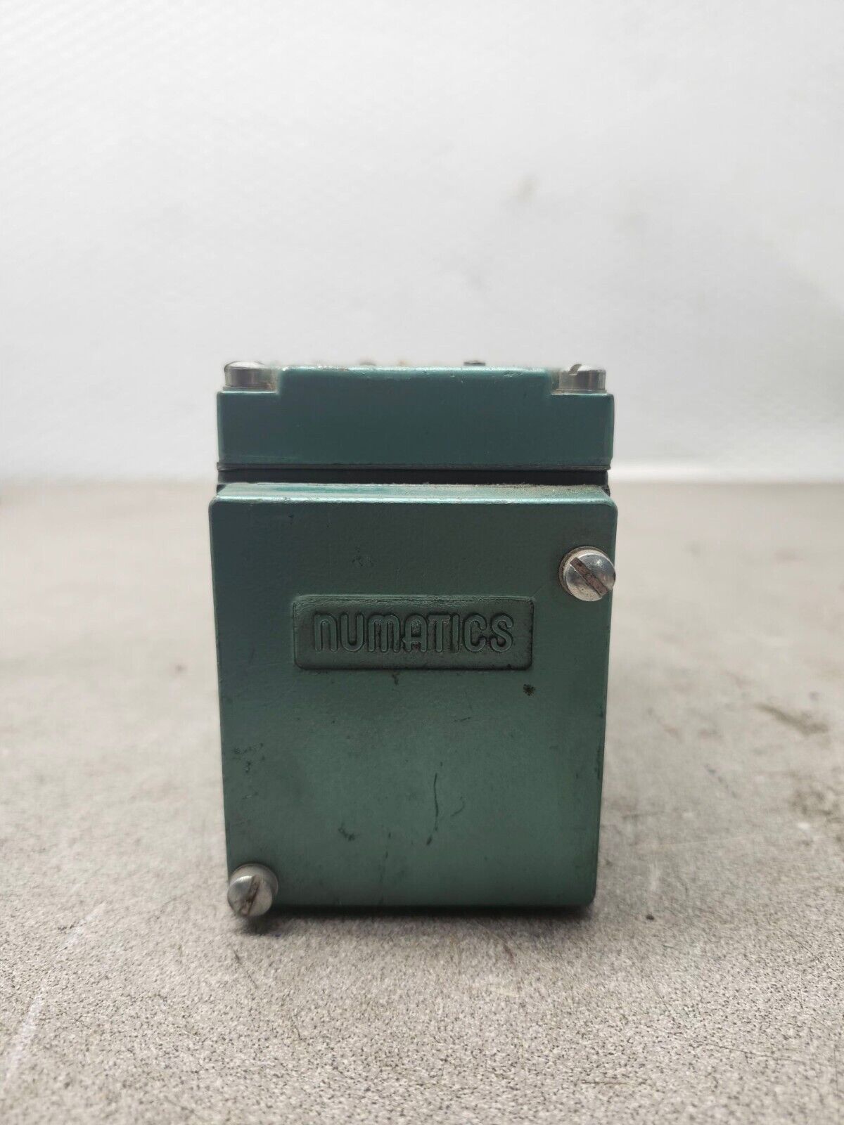 USED NUMATICS SOLENOID VALVE 33SAD4 0