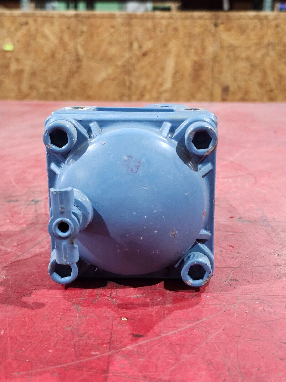 USED ROSEMOUNT PRESSURE REGULATOR 03311-0429-0001