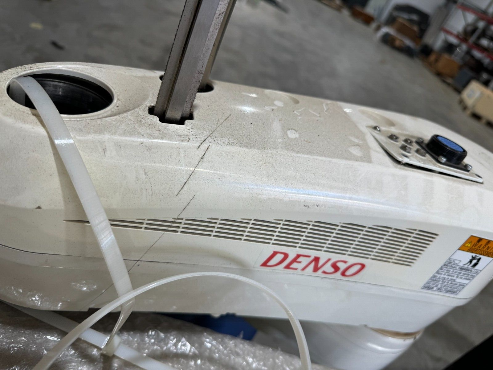 USED DENSO 410400-0500 ROBOT ARM HM-40602E2/GM