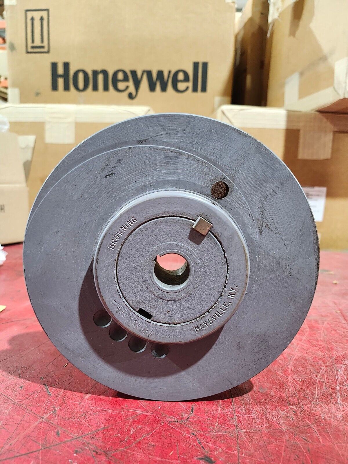 NEW IN BOX BROWNING PULLEY 1VP75 X 7/8