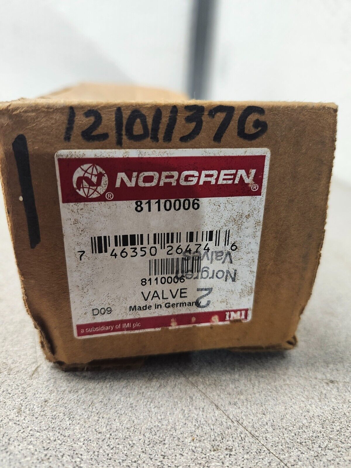 NEW IN BOX NORGREN SOLENOID VALVE 120PSIG 8110006