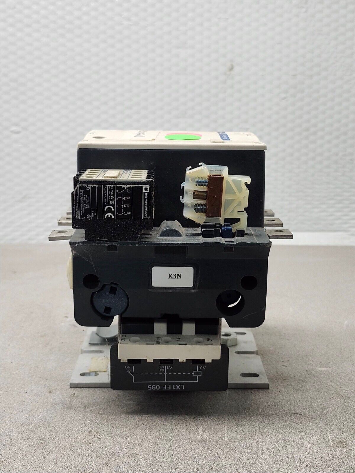 USED Schneider Electric Magnetic Contactor 3 Poles 24 to 575V AC, 115A LC1F115