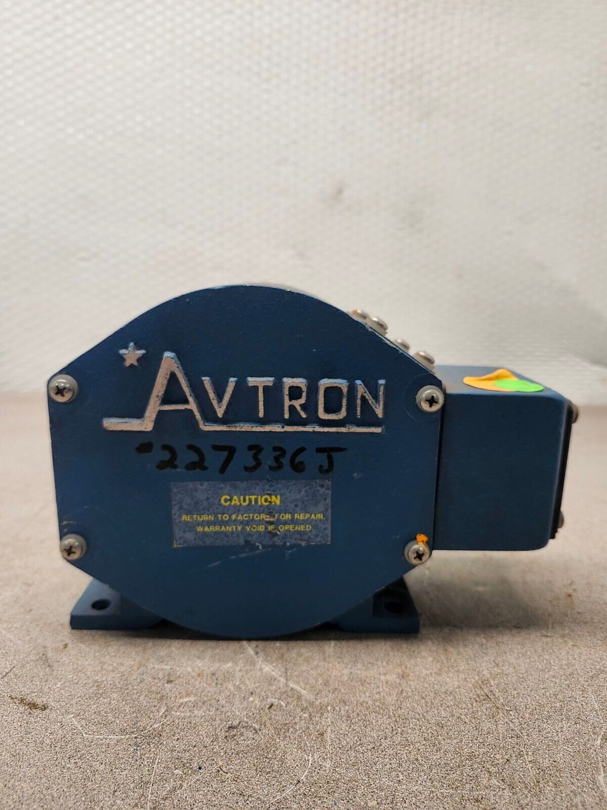 USED AVTRON PULSE TACHOMETER K670A 1R 100