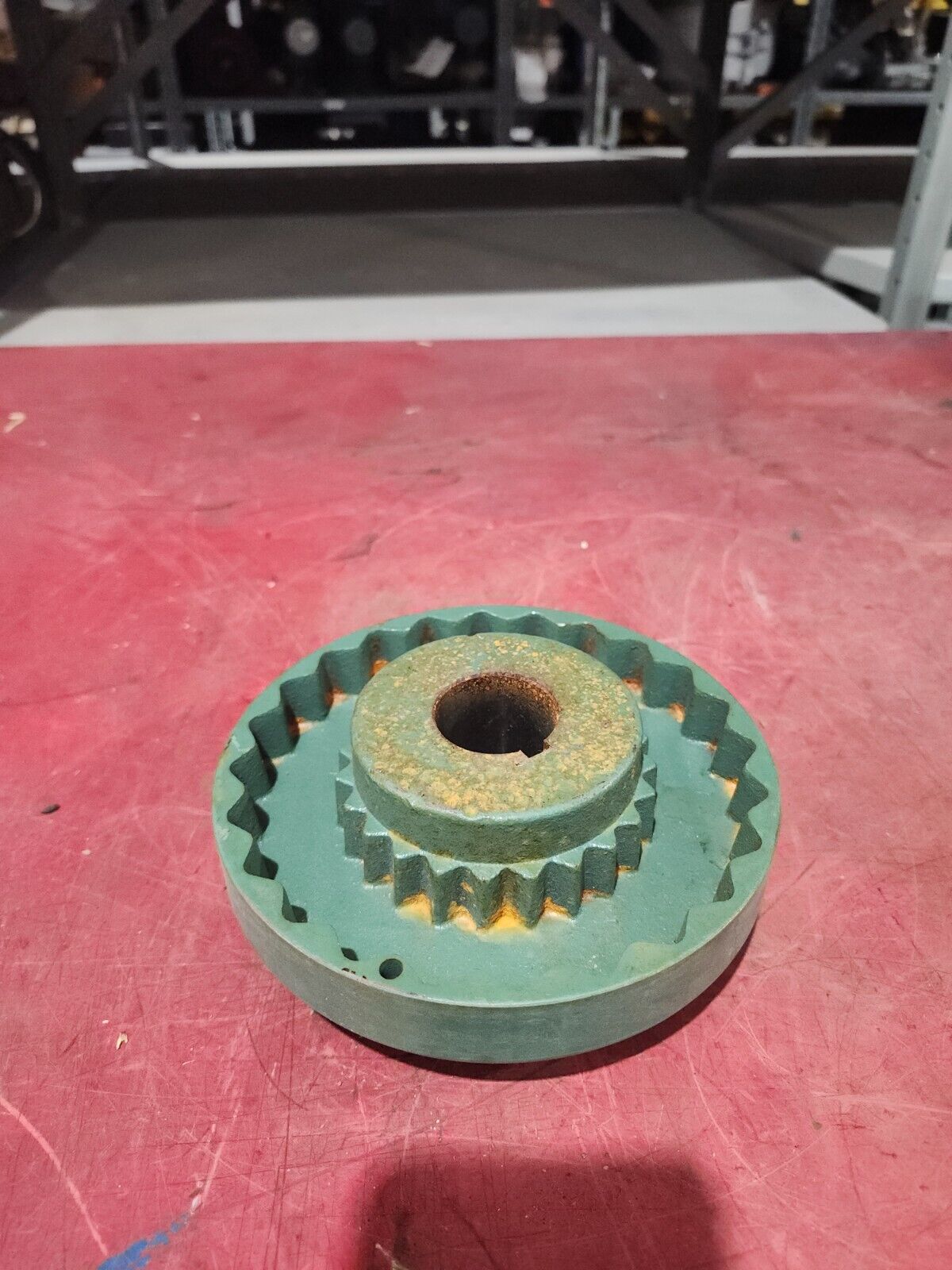 NEW IN BOX TB WOODS COUPLING FLANGE 9S138