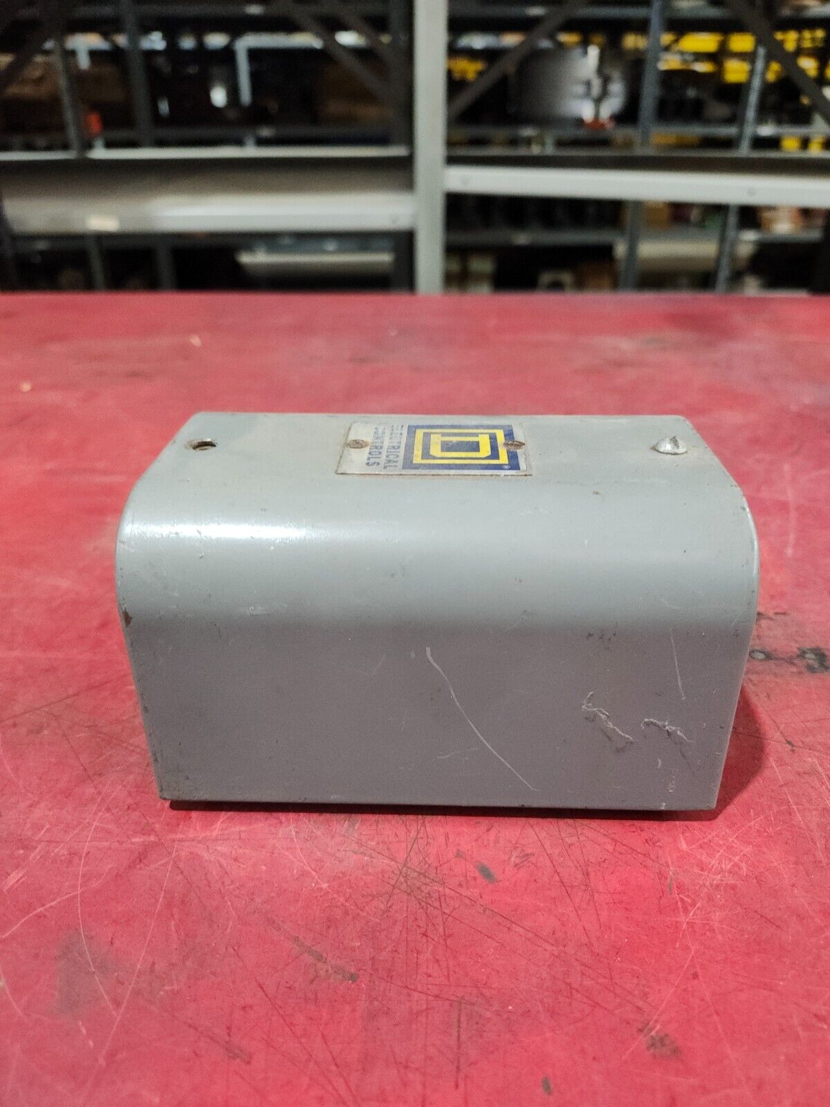 NEW NO BOX Square D Relay in Enclosure 8501-CG13 SER A