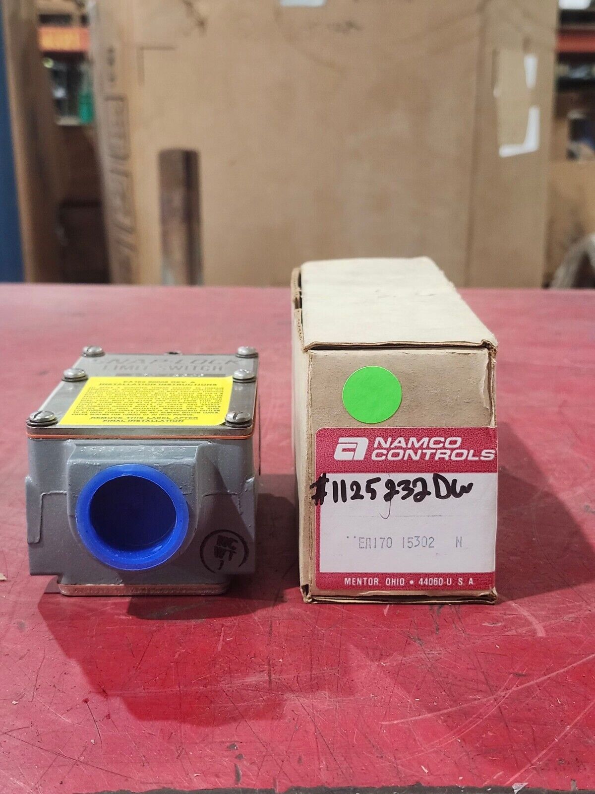 NEW IN BOX NAMCO SNAP-LOCK LIMIT SWITCH EA170 15302 N