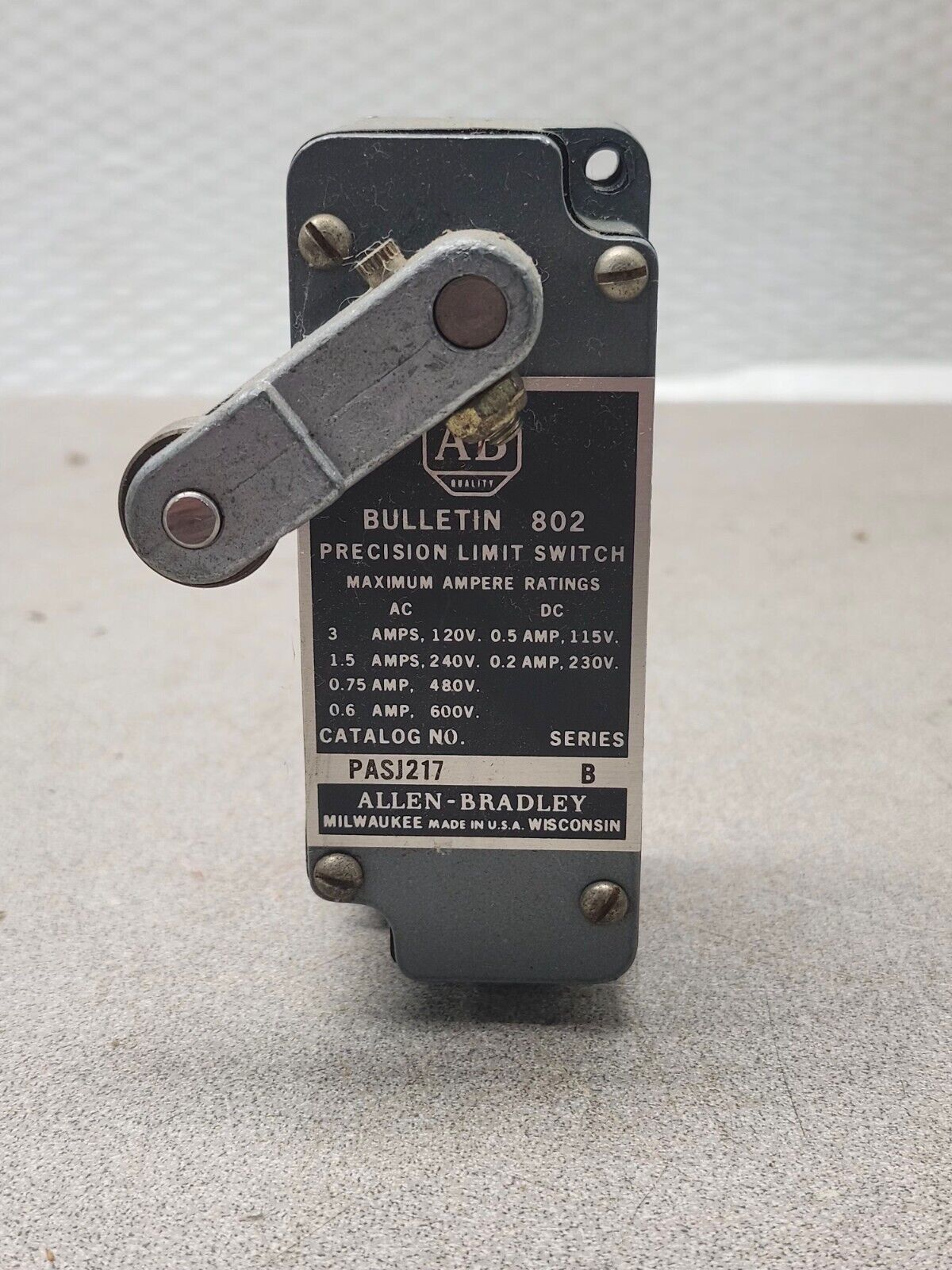 NEW ALLEN-BRADLEY PRECISION LIMIT SWITCH 802-PASJ217 SERIES B