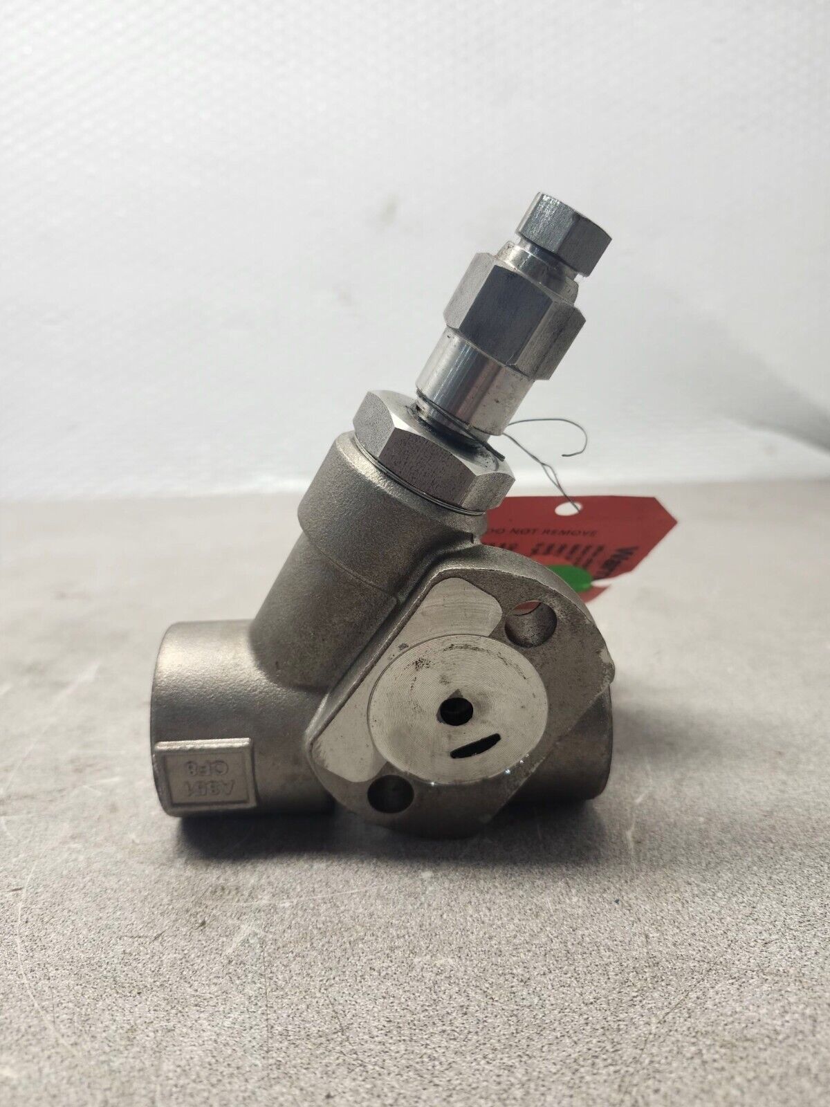 NEW SPIRAX STRAINER CONNECTOR WITH BLOWDOWN 1" A351