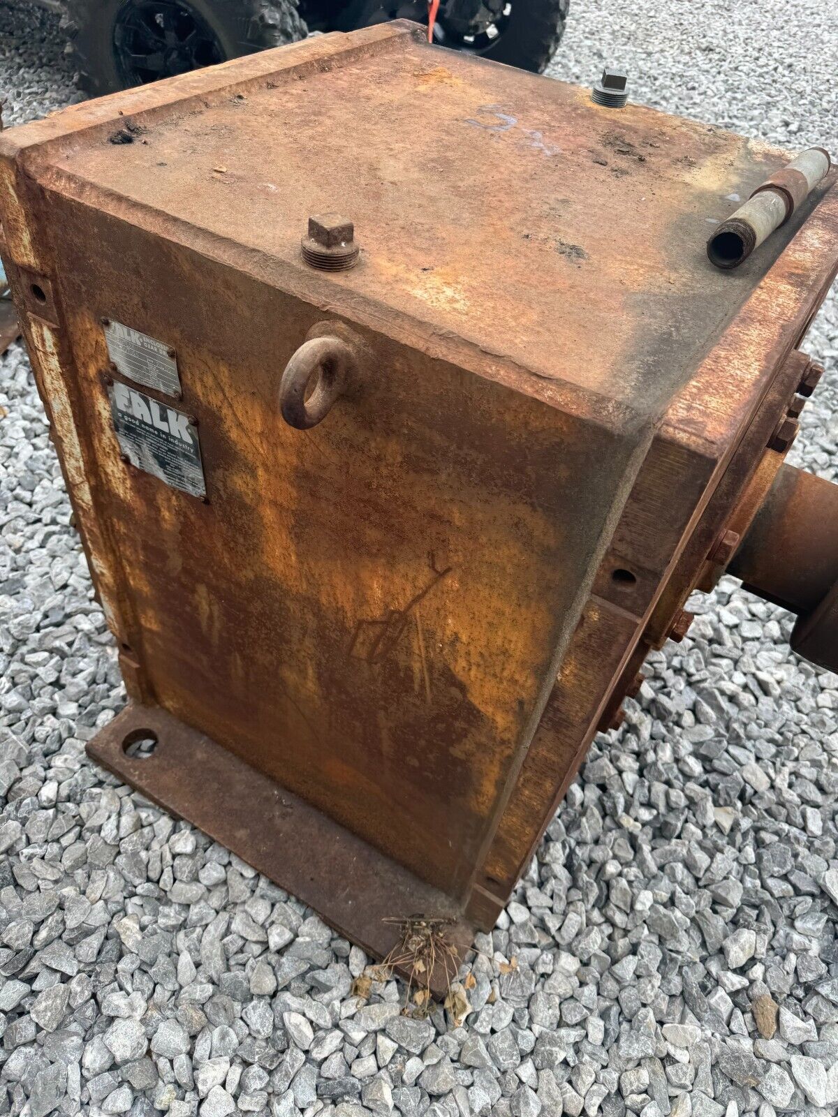 USED FALK ENCLOSED GEAR DRIVE SPEED REDUCER 20.56 RATIO 120FC2A