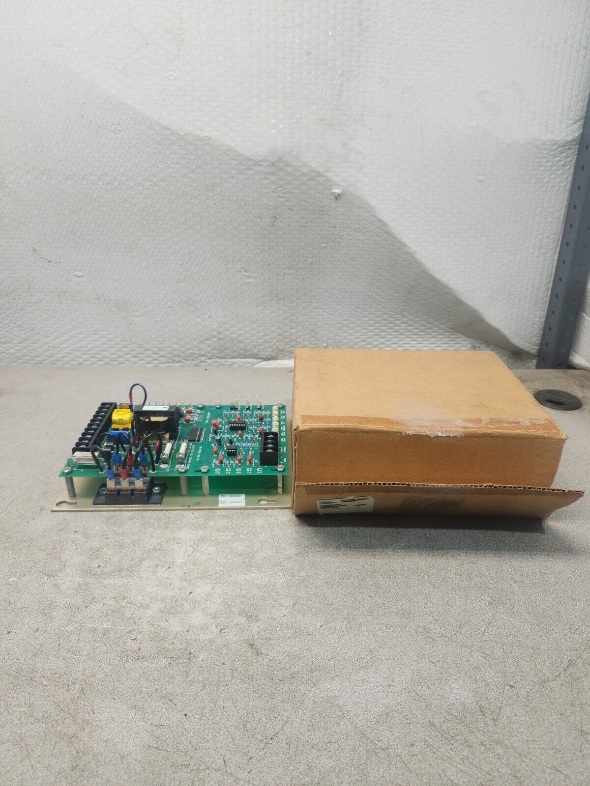 44029385
