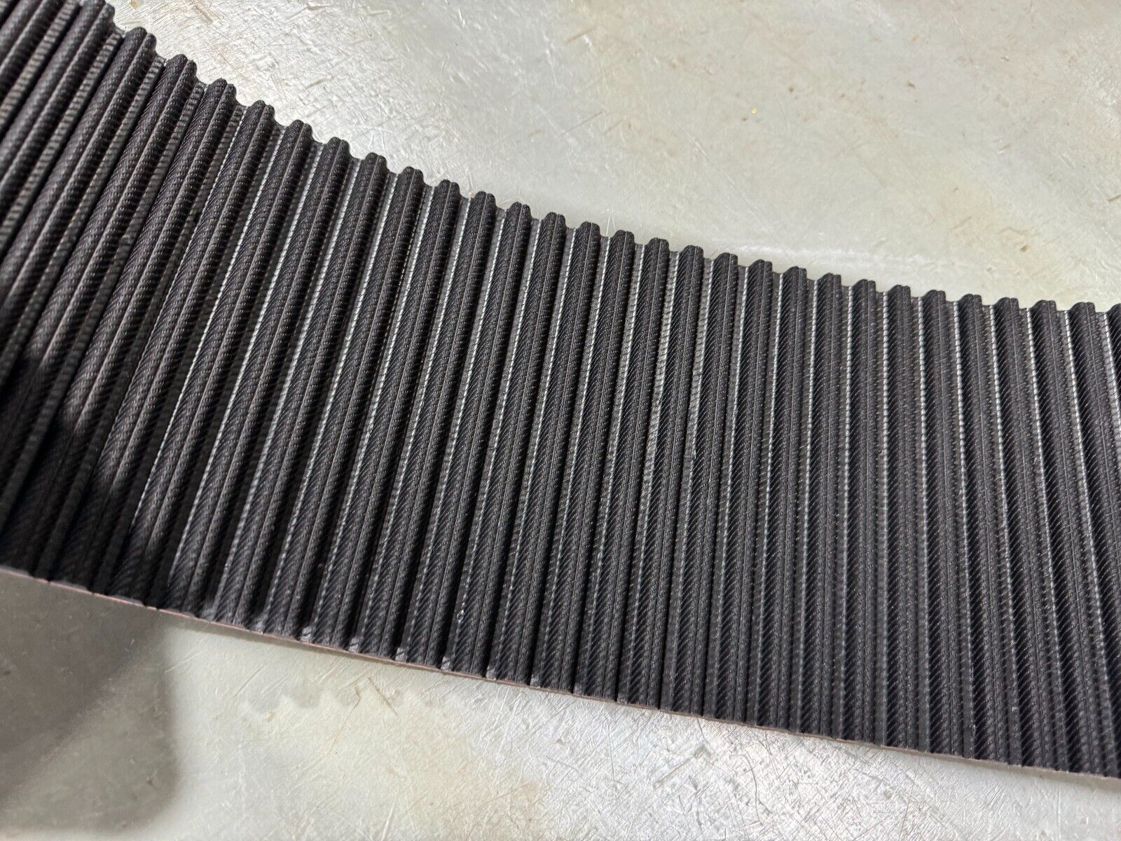 FACTORY NEW GOODYEAR SYNCHRONOUS Sync RPP TIMING BELT 1400-14M-170