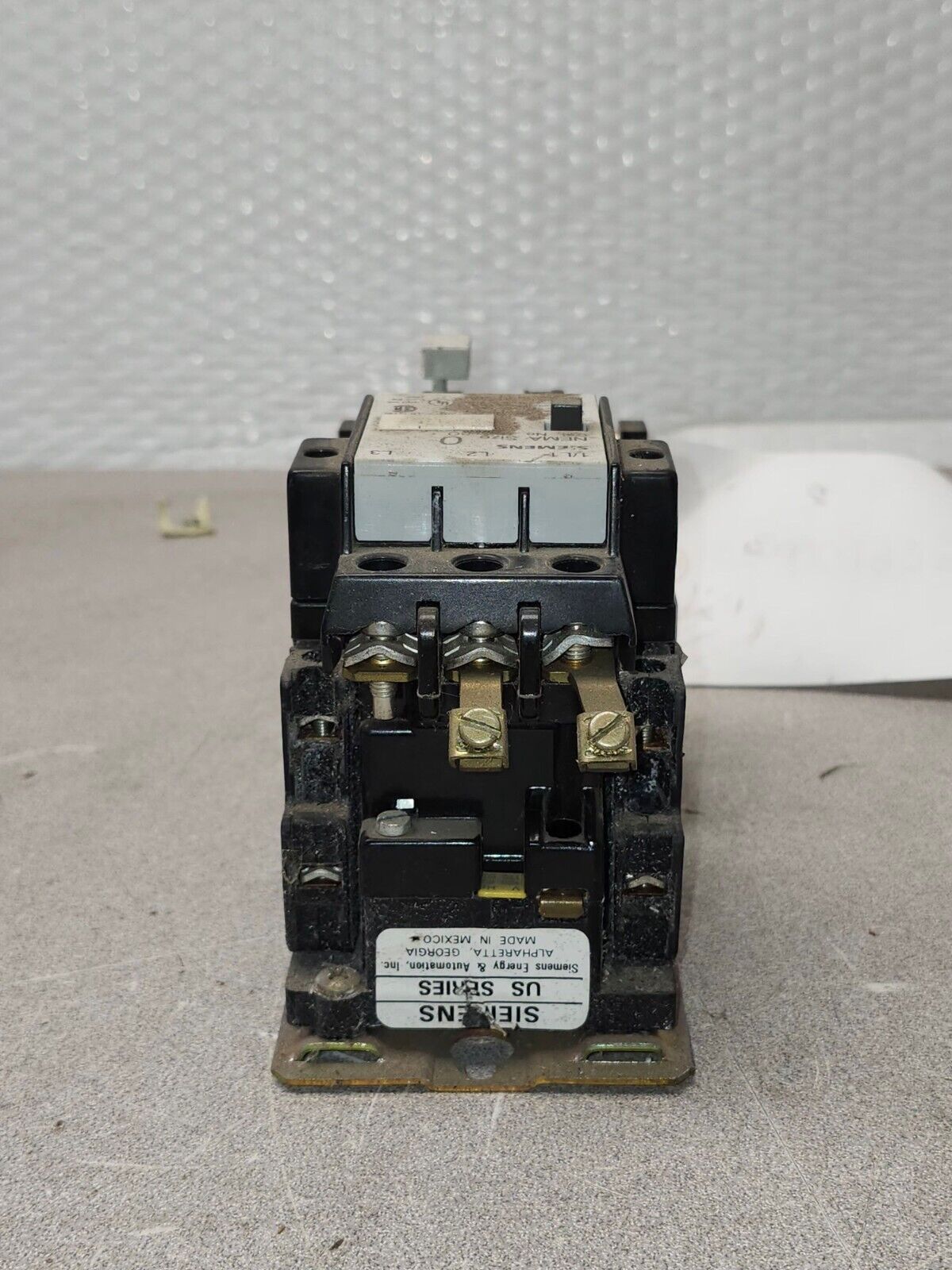 USED SIEMENS NEMA SXL-B0 Starter with Siemens SA 13A Relay 600 vac