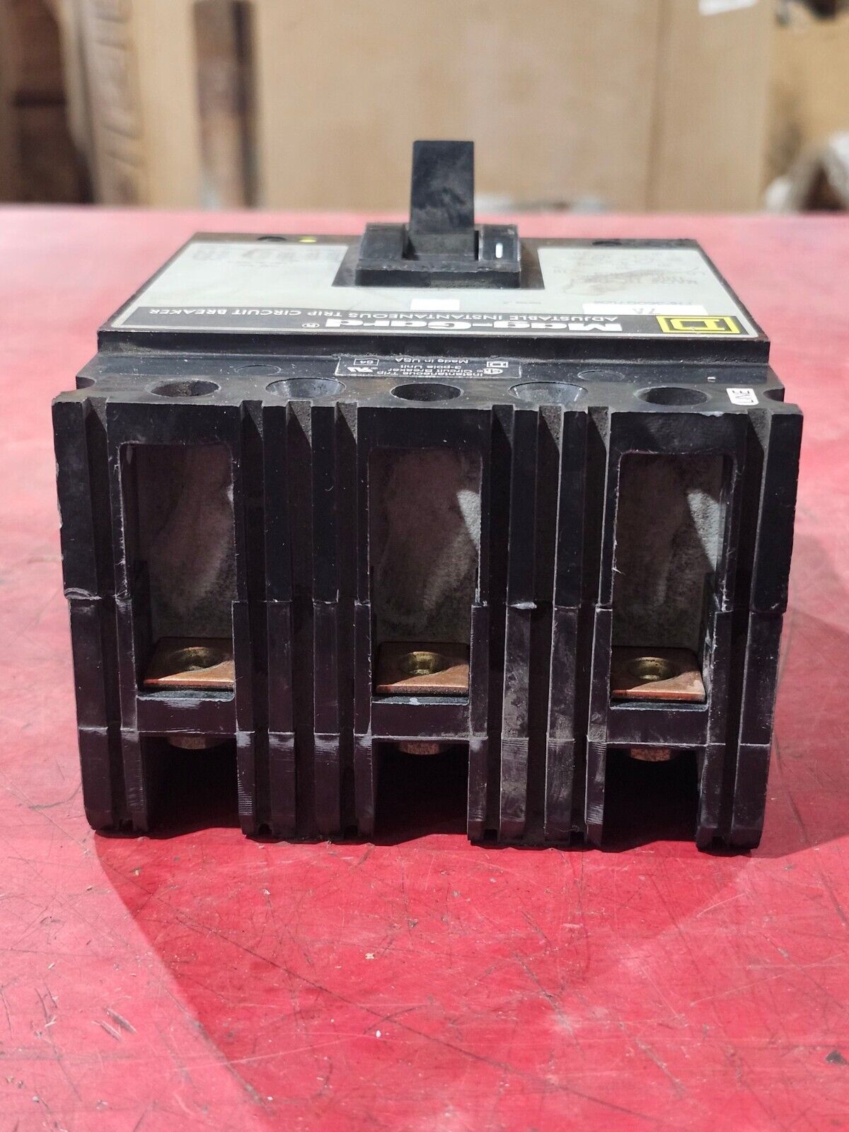 USED SQUARE D MAG-GARD 3 POLE 7AMP CIRCUIT BREAKER FHP3600712M