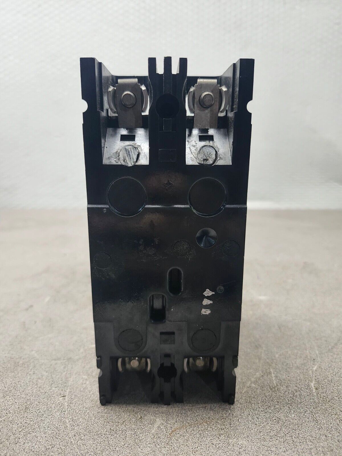 USED GENERAL ELECTRIC CIRCUIT BREAKER TEB122030 240VAC 30A