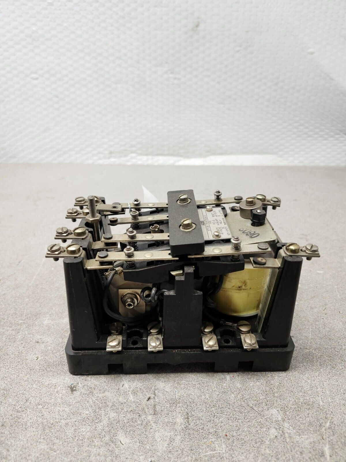 USED ABB Auxiliary Relay 48V TYPE MG-6