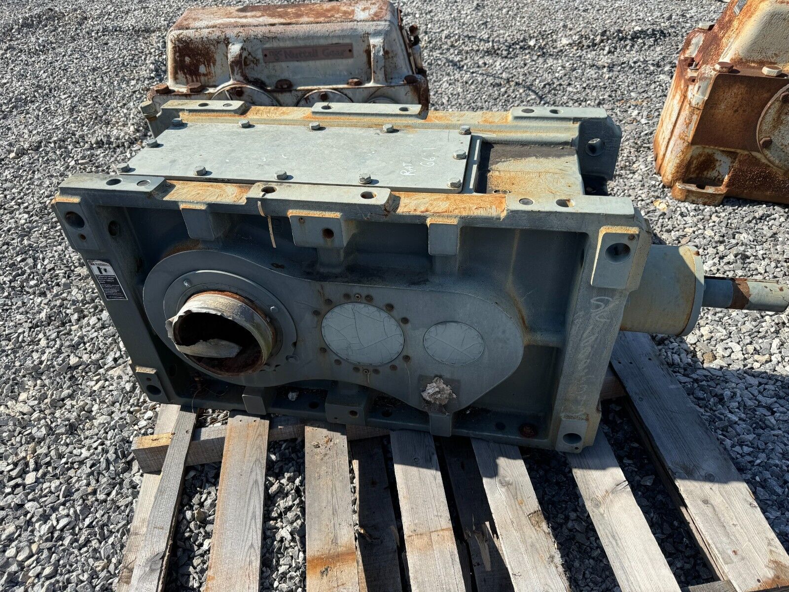 USED FALK DRIVE ONE ENCLOSED GEAR REDUCER 68.05 RATIO M1160DBT3AN-68.05-LD0045