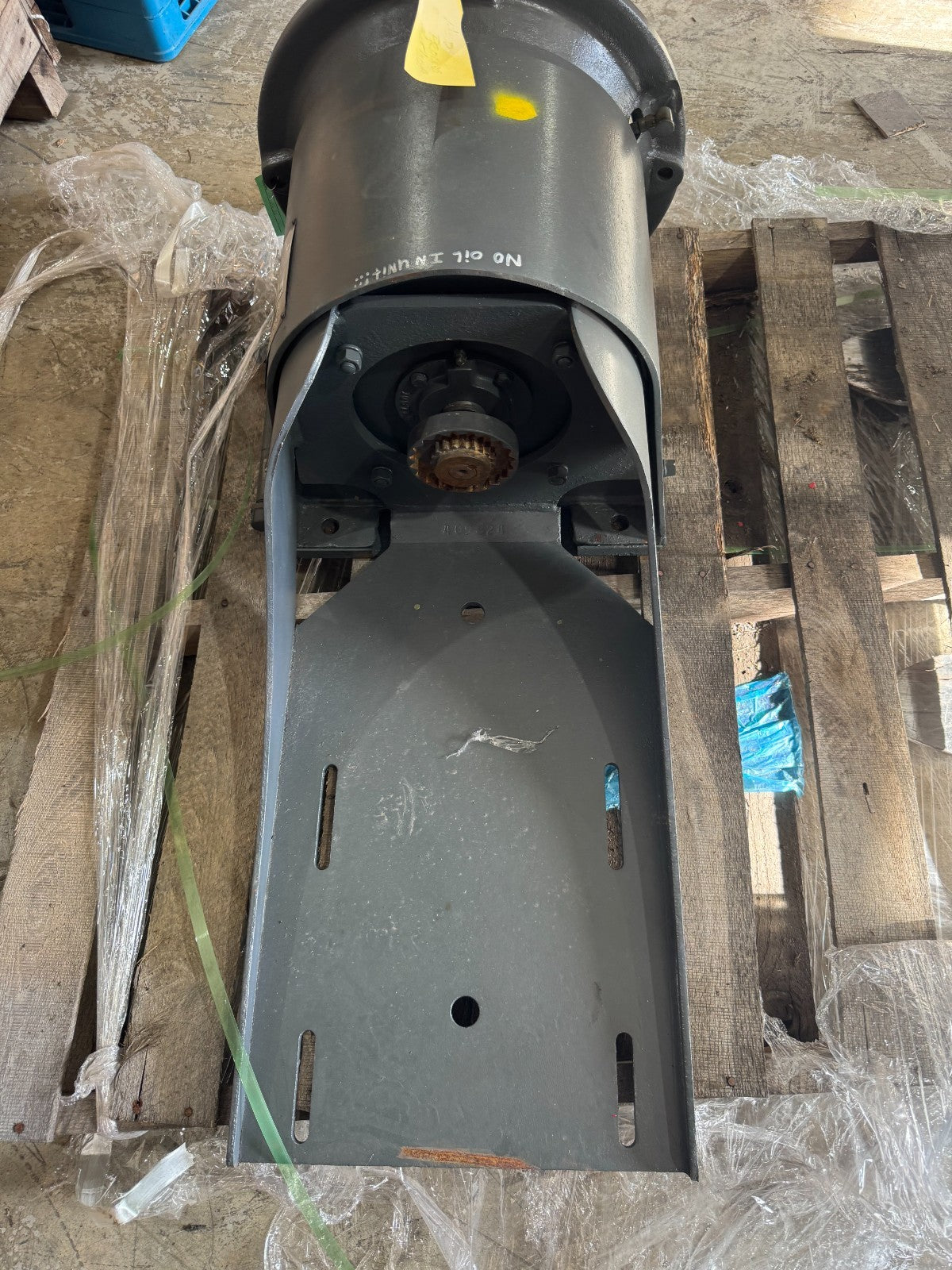 NEW FALK MOTOREDUCER 4.102 RATIO IN-LINE GEAR REDUCER 3EZX2-190S