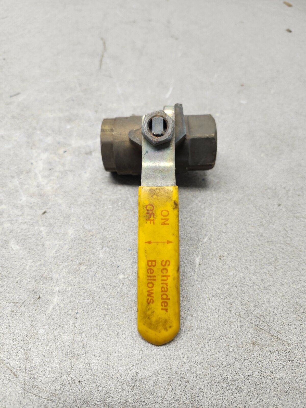 USED SCHRADER / BELLOWS BALL VALVE 3/4''  P3/4