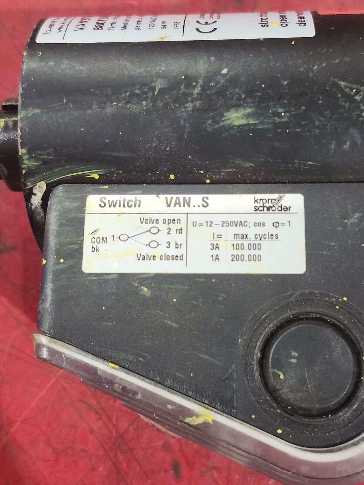 USED KROM SCHRODER RELIEF VALVE VAN2T32N/NQSR