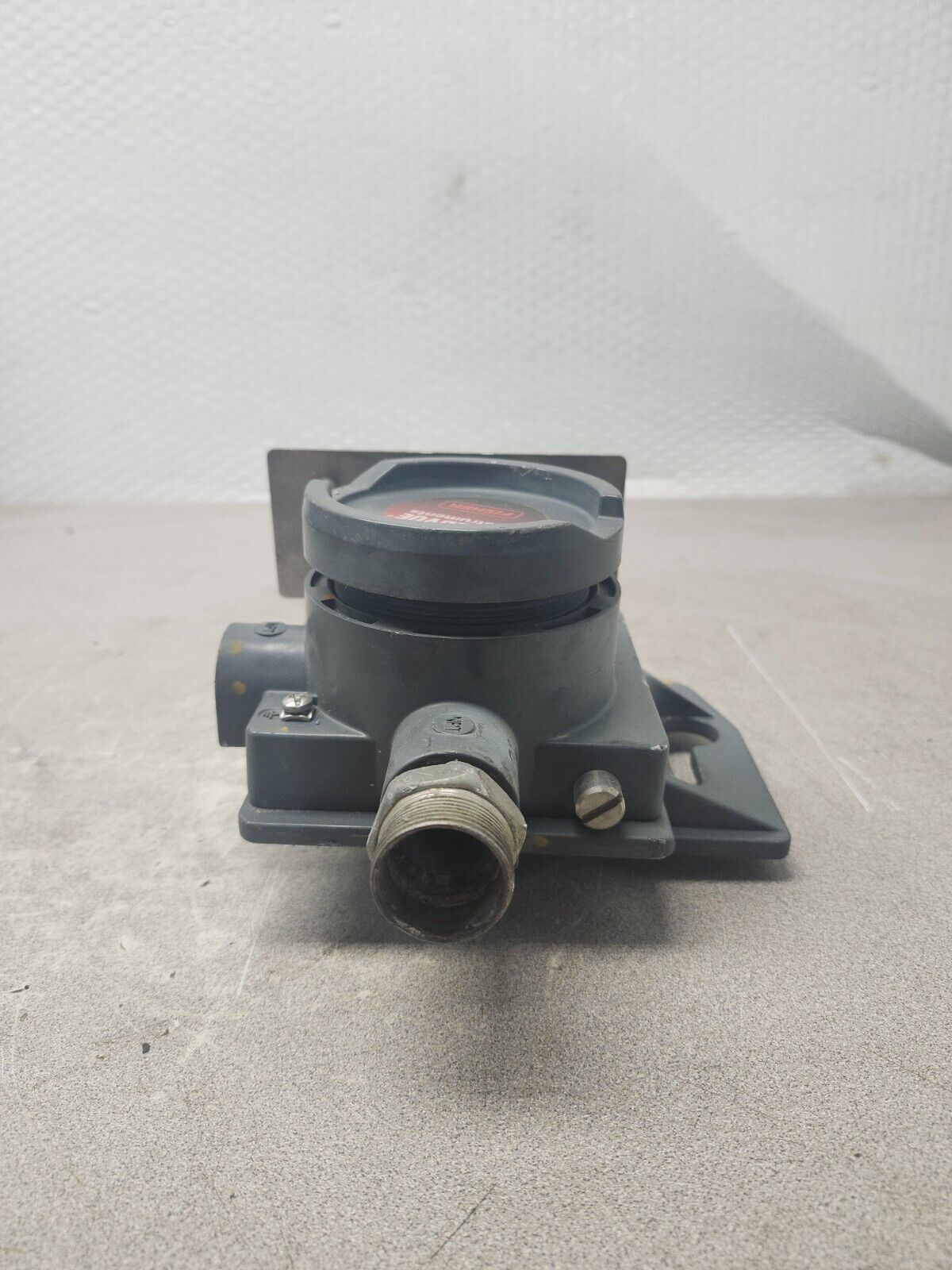 USED FISHER VALVE CONTROLLER / POSITIONER DVC6015