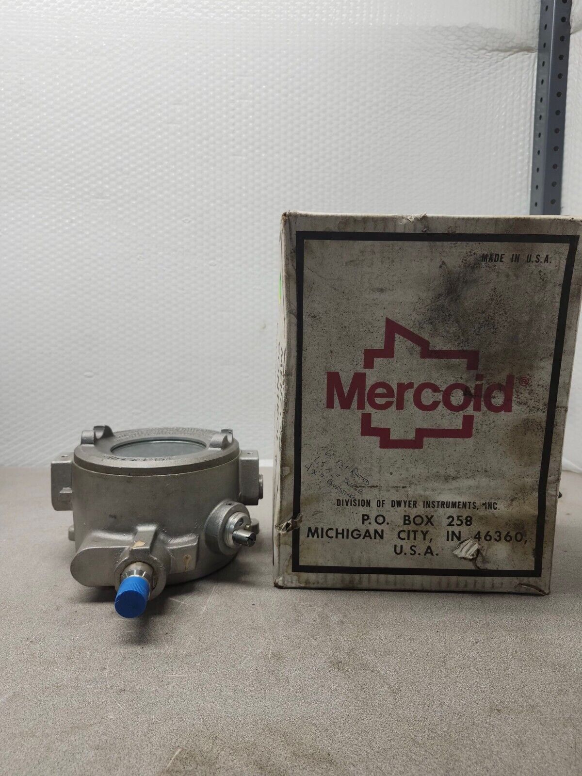 NEW IN BOX MERCOID PRESSURE CONTROL DSH-7221-153