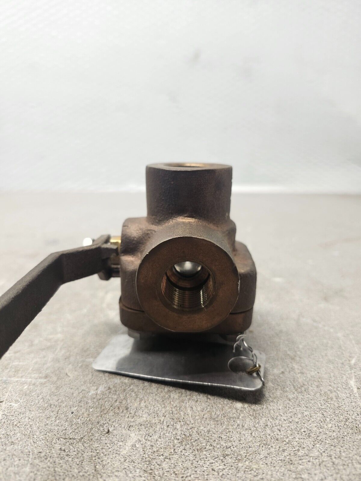 USED PBM 3-WAY BALL VALVE 1/2'' DPB-12-S2