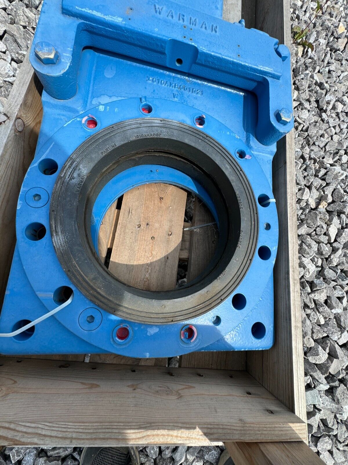 NEW SURPLUS WARMAN ACTUATED 10" KNIFE GATE VALVE 10AKRKXAUS91