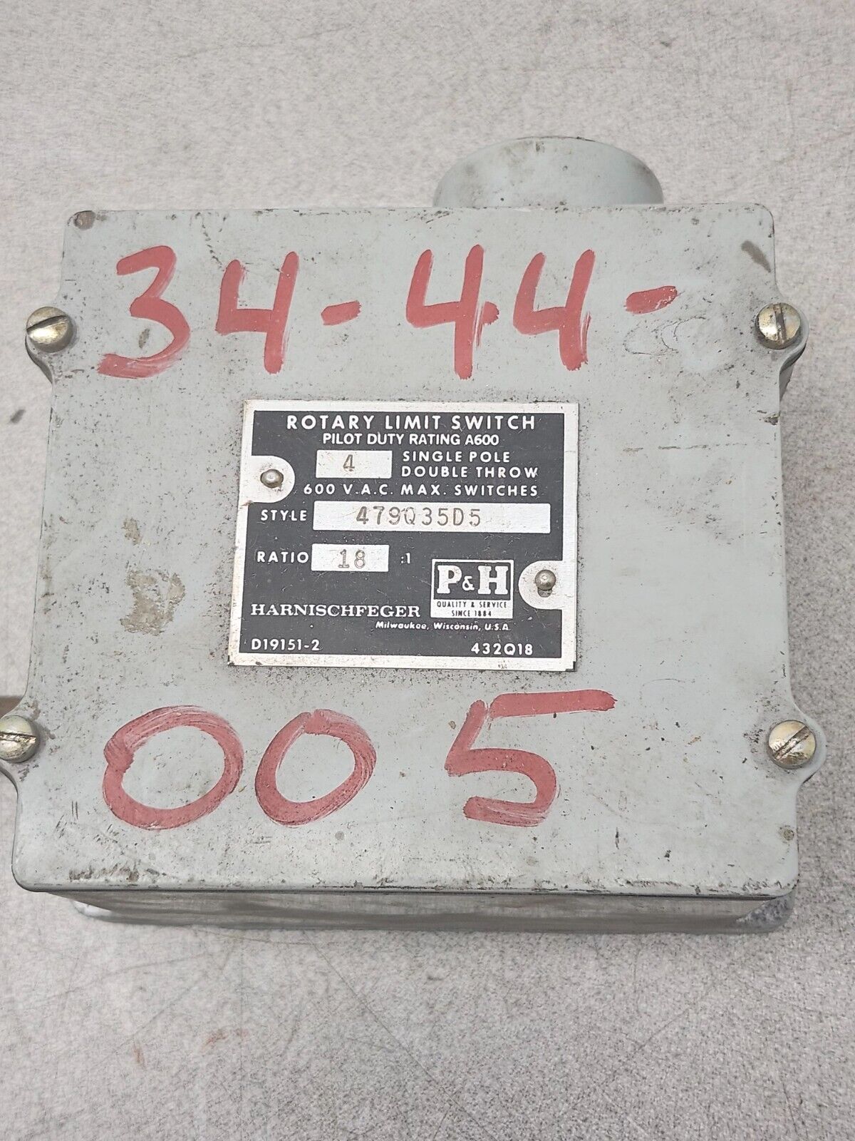 PREOWNED P&H HARNISCHFEGER ROTARY LIMIT SWITCH 479Q35D5 18:1 RATIO