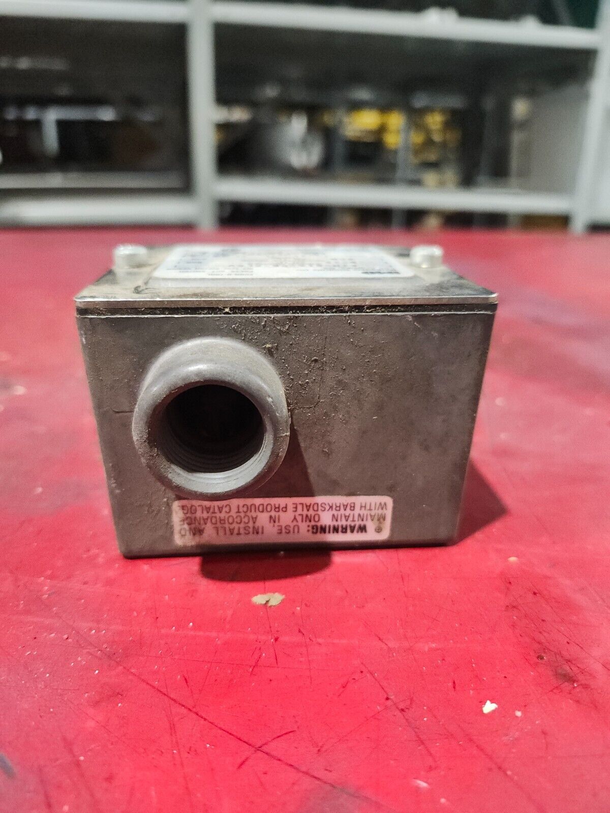 USED IMO BARKSDALE PRESSURE SWITCH  E1H-B15-P6-PLSV