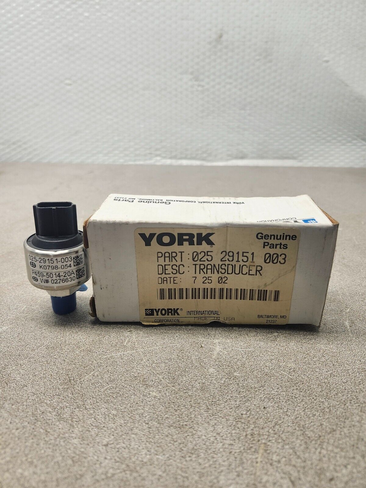 NEW IN BOX YORK TRANSDUCER 025 29151 003