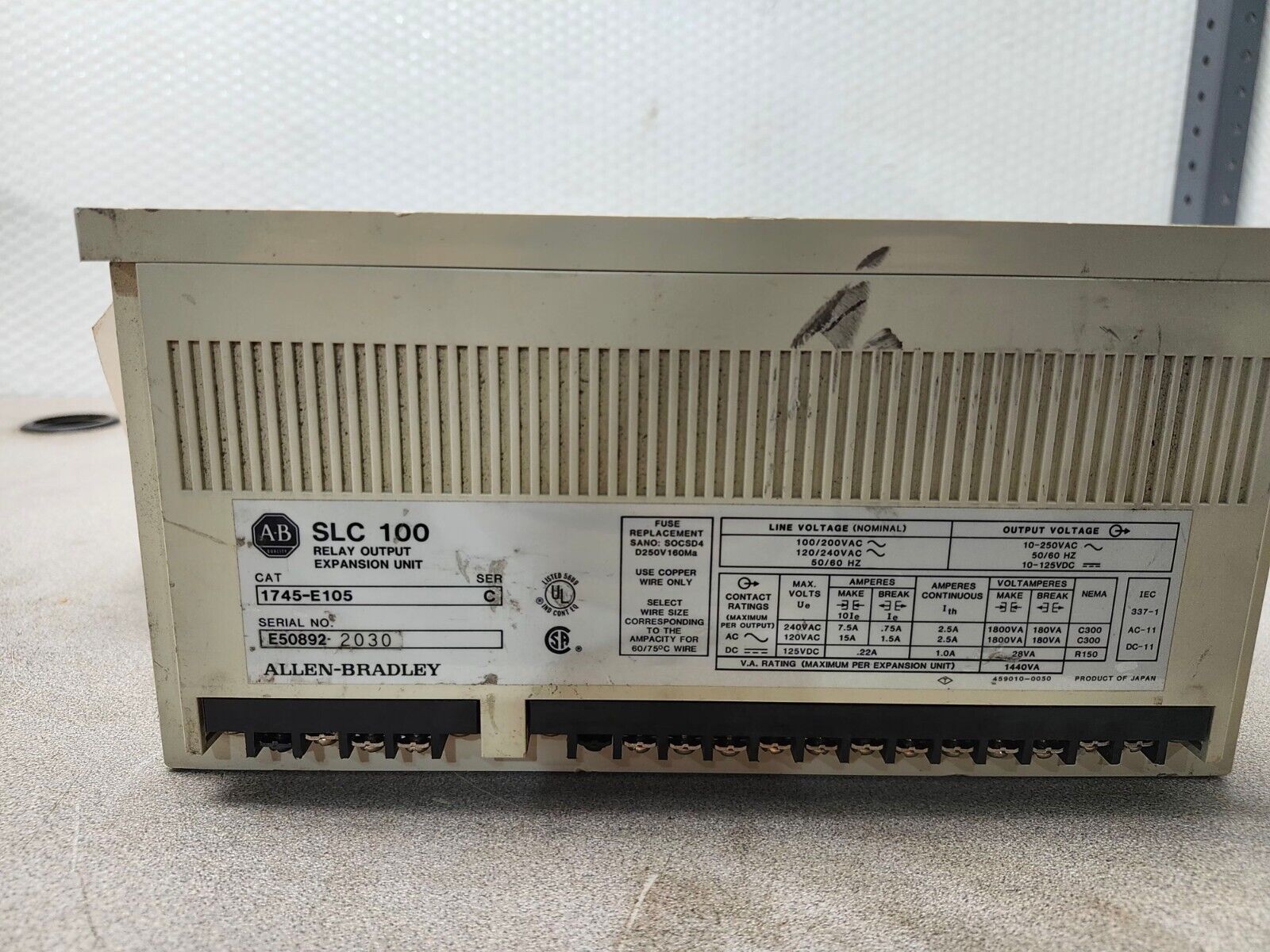 USED NO BOX ALLEN BRADLEY SLC 100 RELAY OUTPUT EXPANSION UNIT 1745-E105