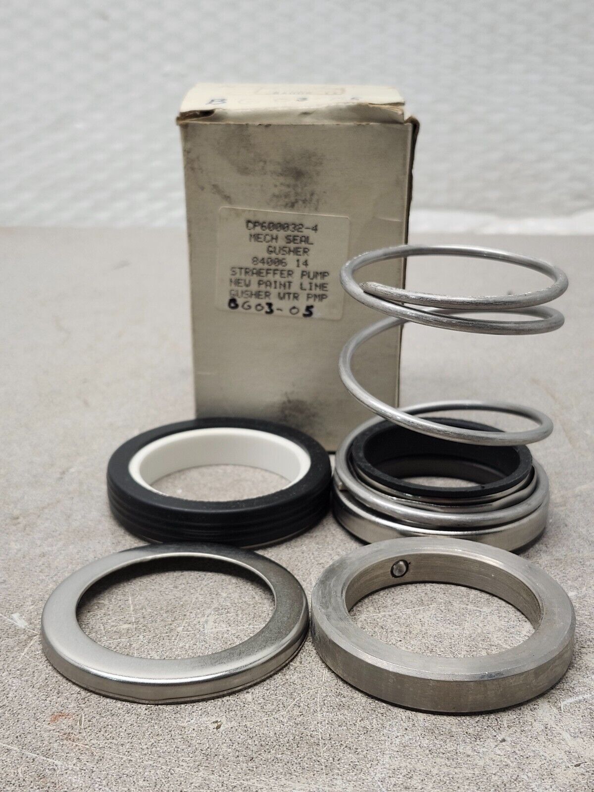 NEW IN BOX MECH SEAL GUSHER, STRAEFFER PUMP,PAINT LINE GUSHER ,WTR PMP CP60003-4