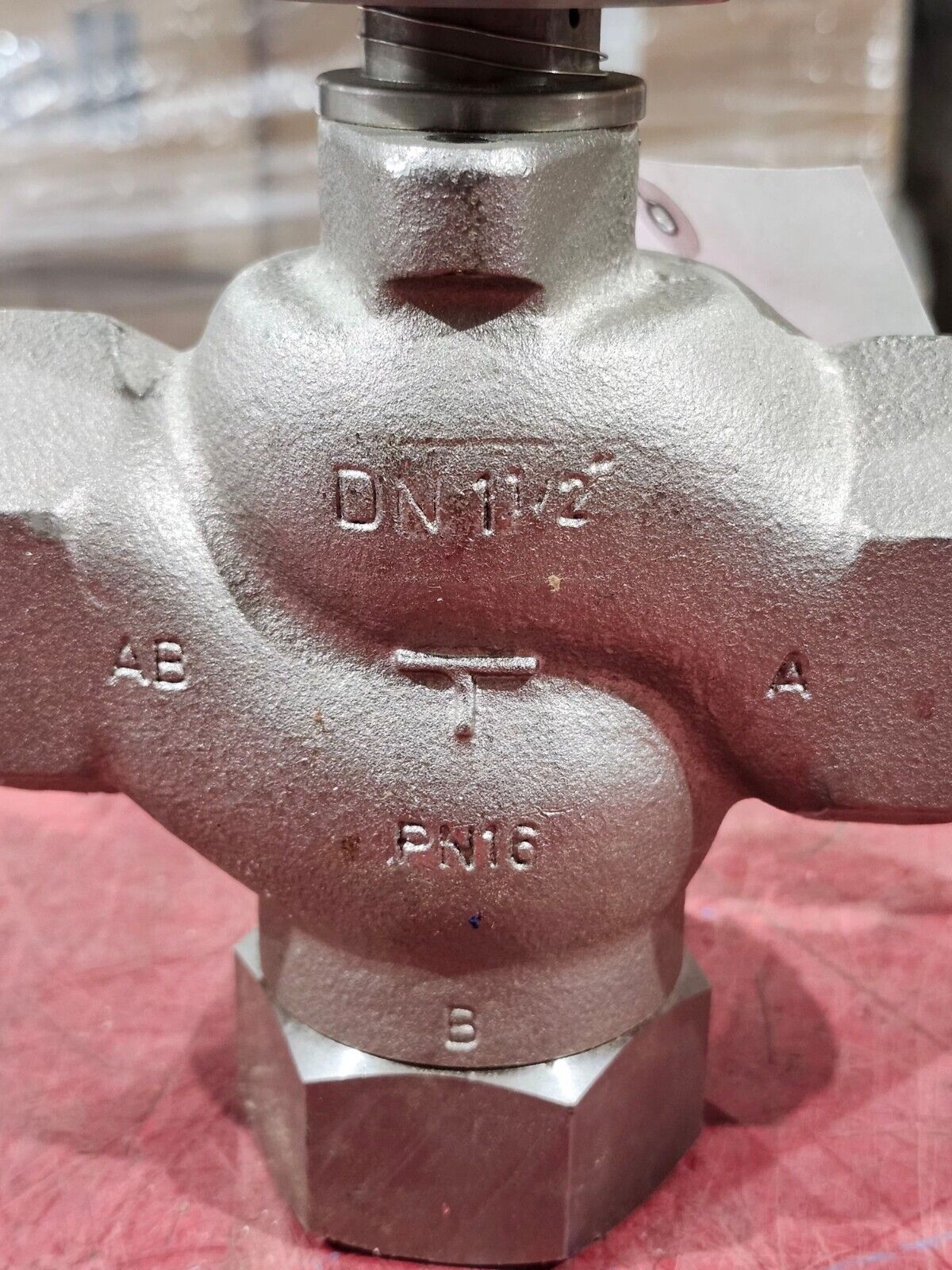 NEW NO BOX GSR THREE WAY VALVE G01009301 078.000467 V003-017 DN 1 1/2"
