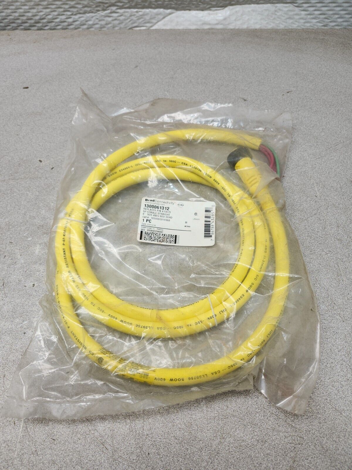 NEW IN PACKAGE BRAD CONNECTIVITY 5P FEMALE STRAIGHT CORD 1300061312