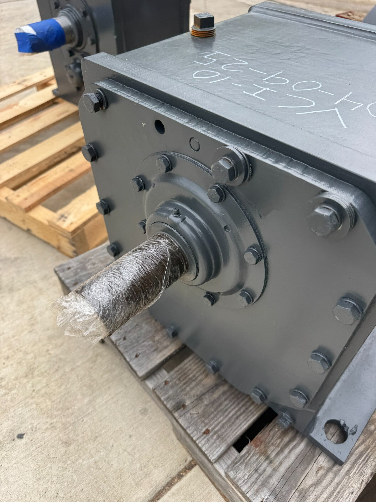 45008648