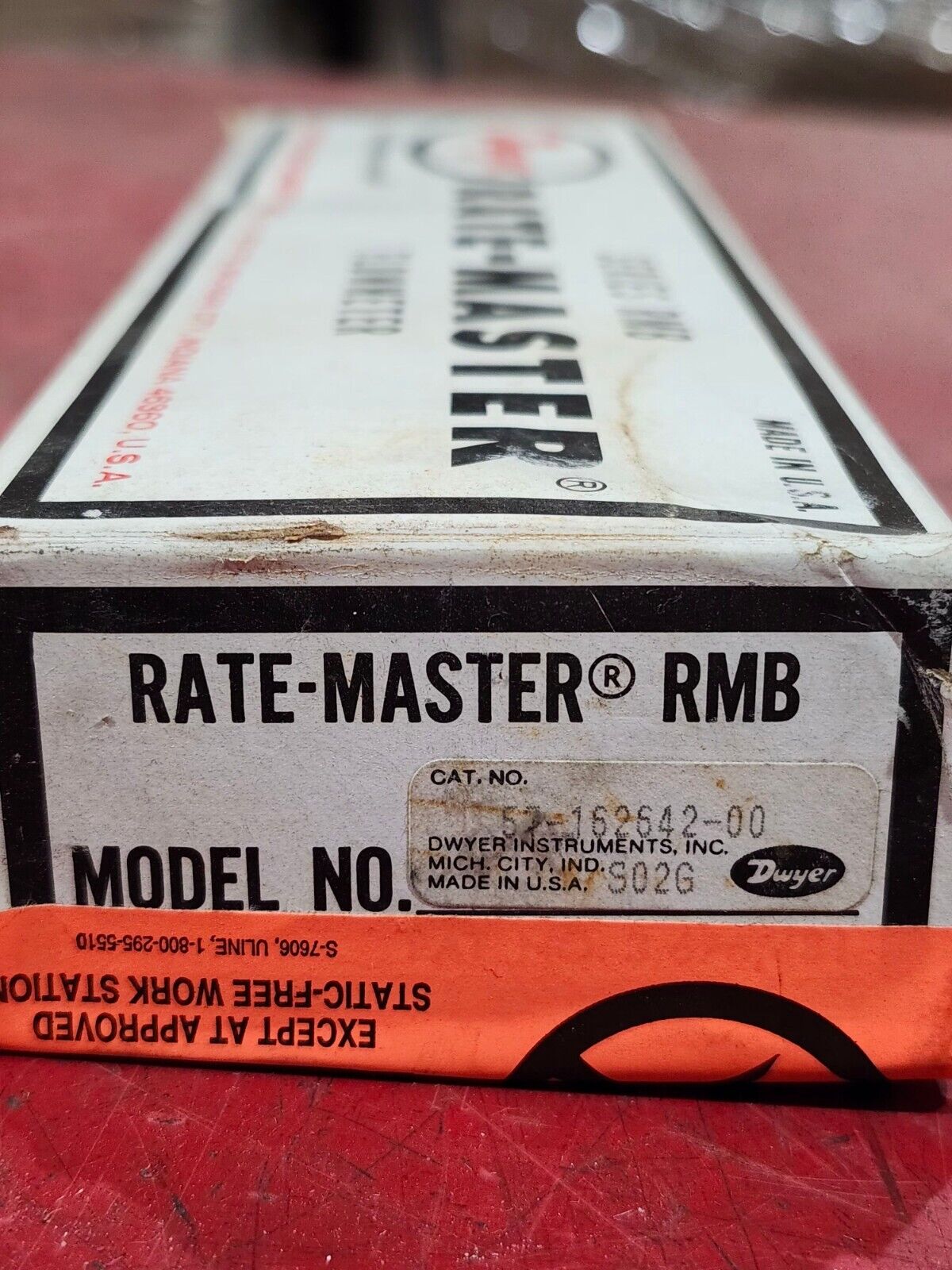 NEW IN BOX DWYER RMD FLOWMETER 57-162642-00