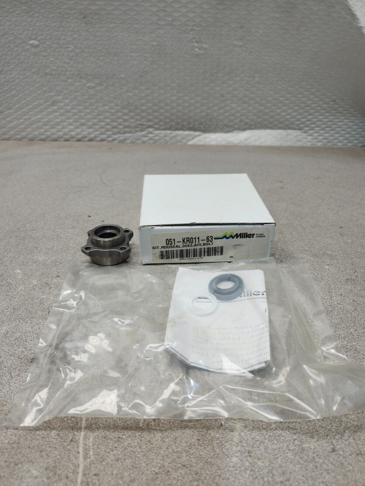 NEW IN BOX LOT OF 7 MILLER ELECTRIC Piston Rod Seal Kit 5/8"  051-KR011-63