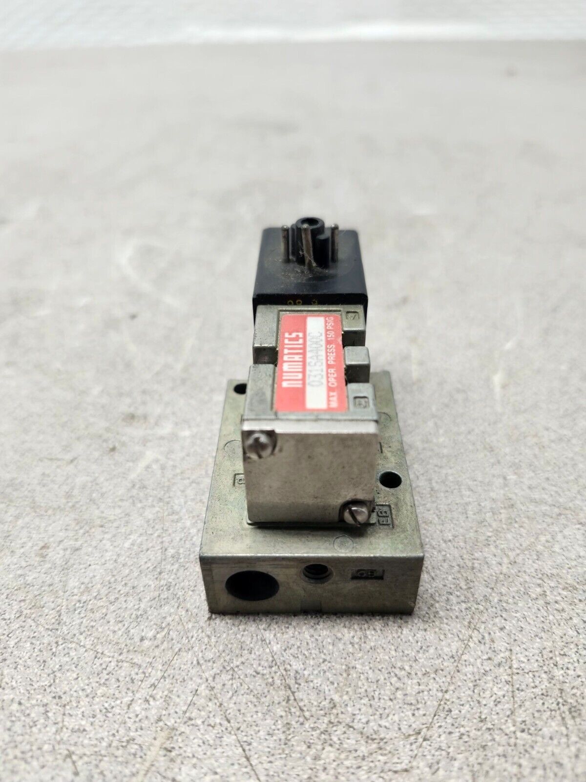 USED Numatics SOLENOID CONTROL VALVE 237-267B 150PSI 120V 031SA400C