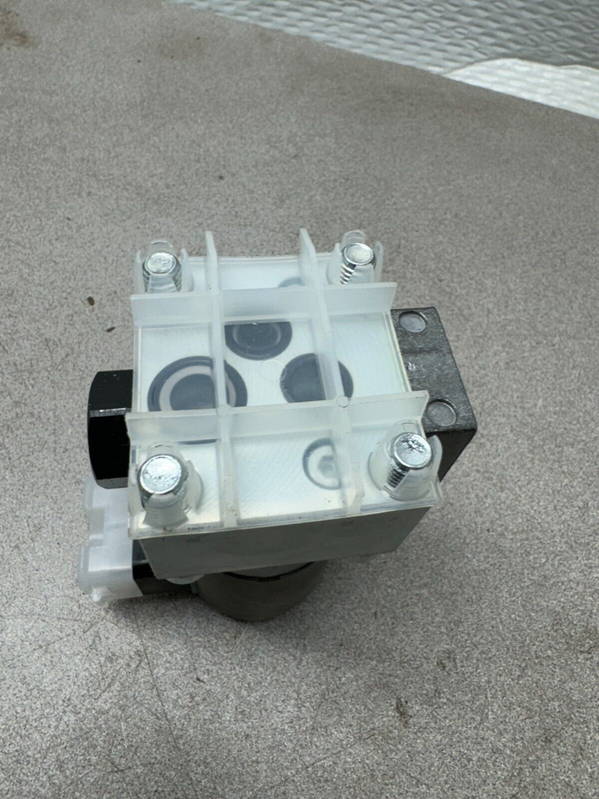 NEW HAWE 24V. SEATED DIRECTIONAL VALVE G3-2