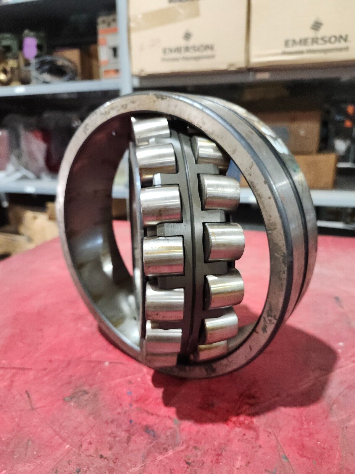 NEW NO BOX TORRINGTON SPHERICAL ROLLER BEARING 140SD22-W33F3