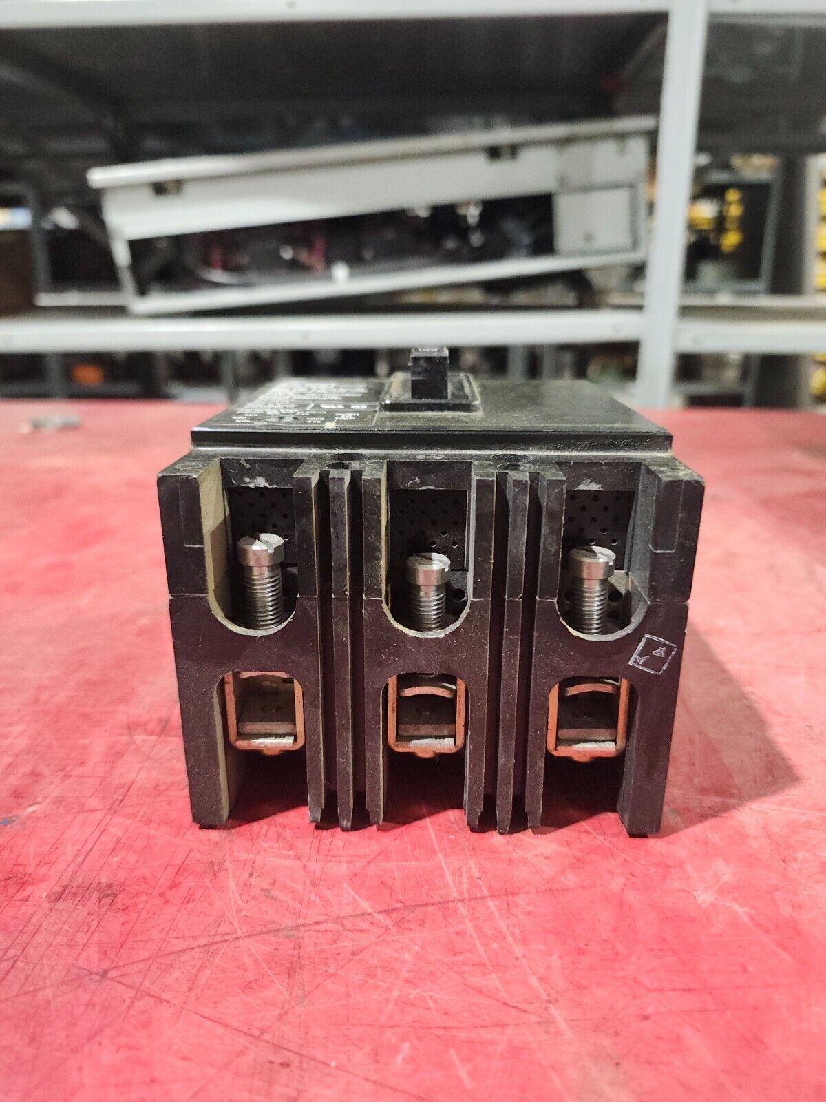 USED WESTINGHOUSE CIRCUIT BREAKER 100 AMP 3 POLE 600 VAC MCP3310000CR