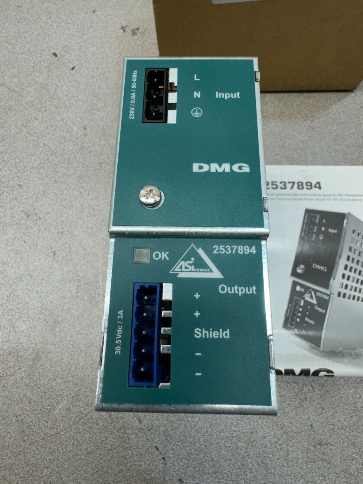 NEW IN BOX DMG SWITCHED-MODE POWER SUPPLY 2537894