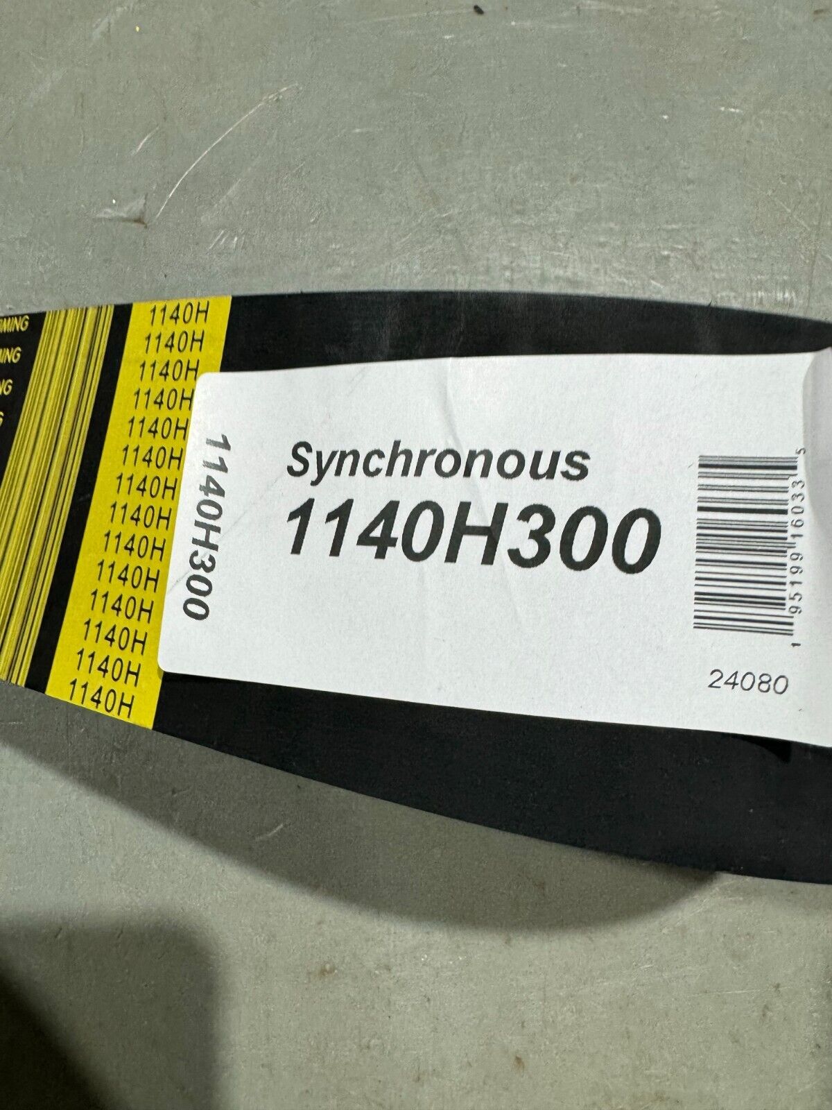 FACTORY NEW GOODYEAR SYNCHRONOUS Trapezoidal TIMING BELT 1140H300