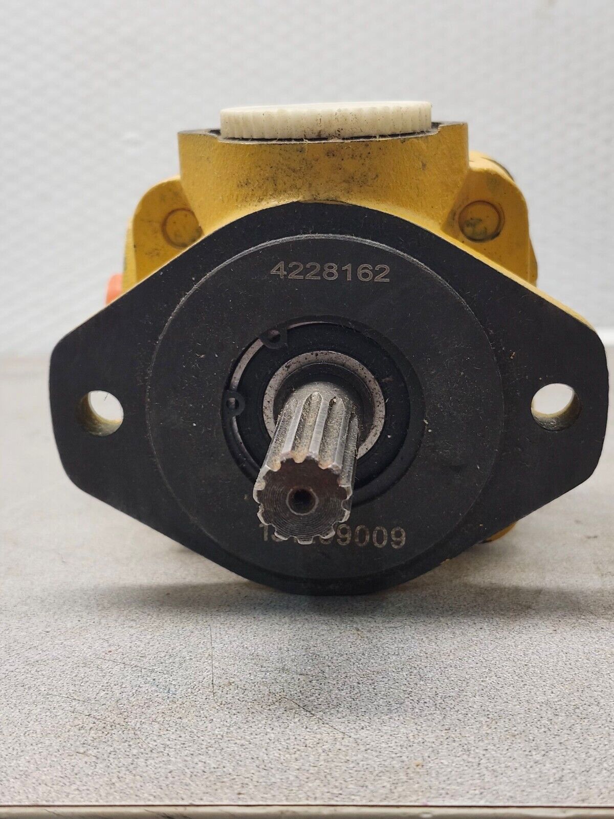 NEW YELLOWMARK VANE PUMP 4228162 CAT 4D-4661