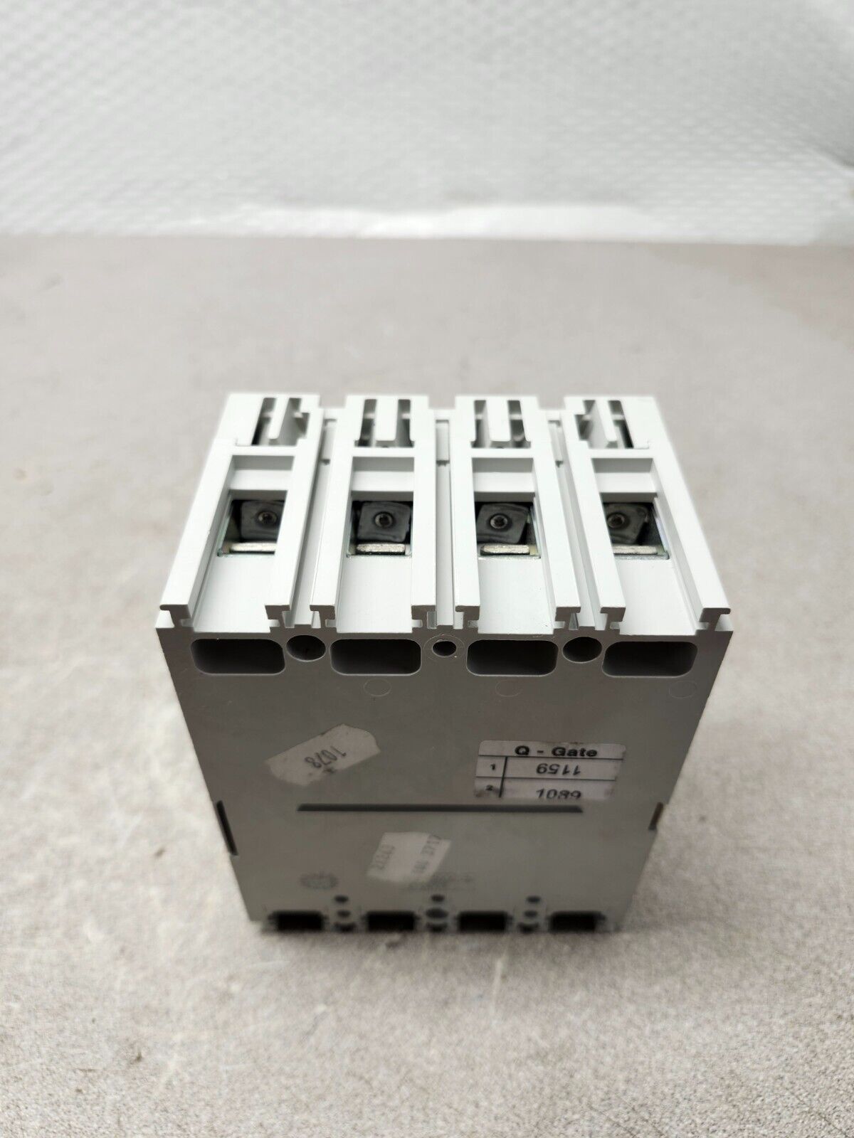 NEW IN BOX ABB Molded Case Circuit Breaker 3-Pole 600V SACET1N 100 Tmax 15A