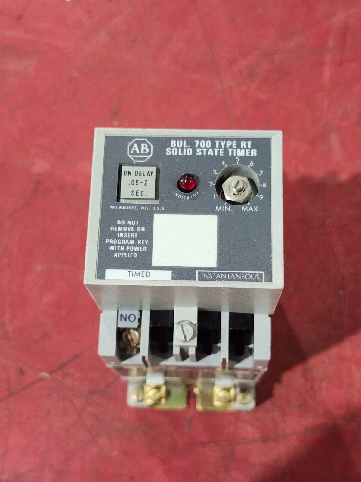 USED ALLEN BRADLEY TIMER RELAY 700-RT00A100A1