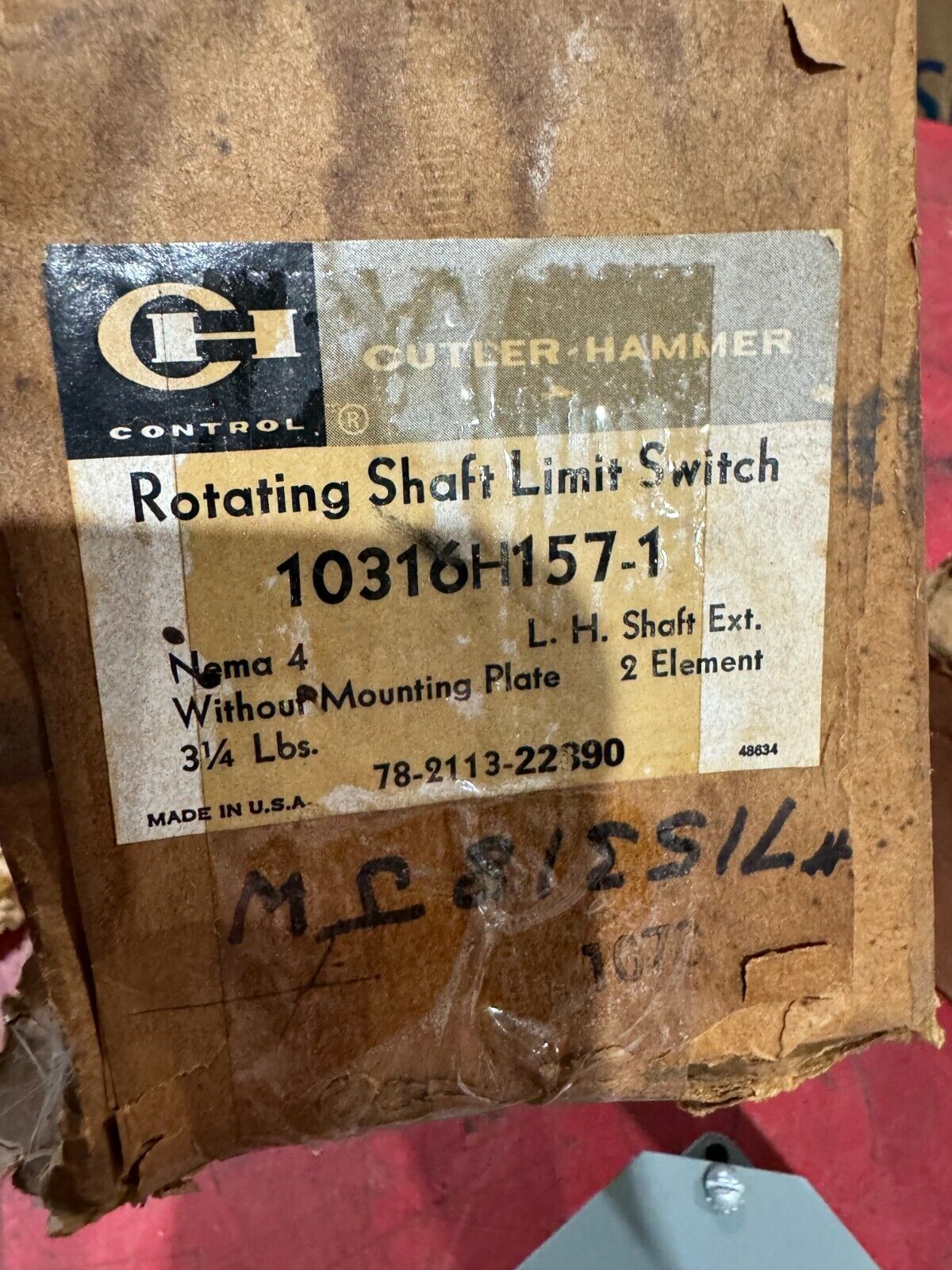 NEW SURPLUS CUTLER-HAMMER ROTATING SHAFT LIMIT SWITCH 10316H157-1